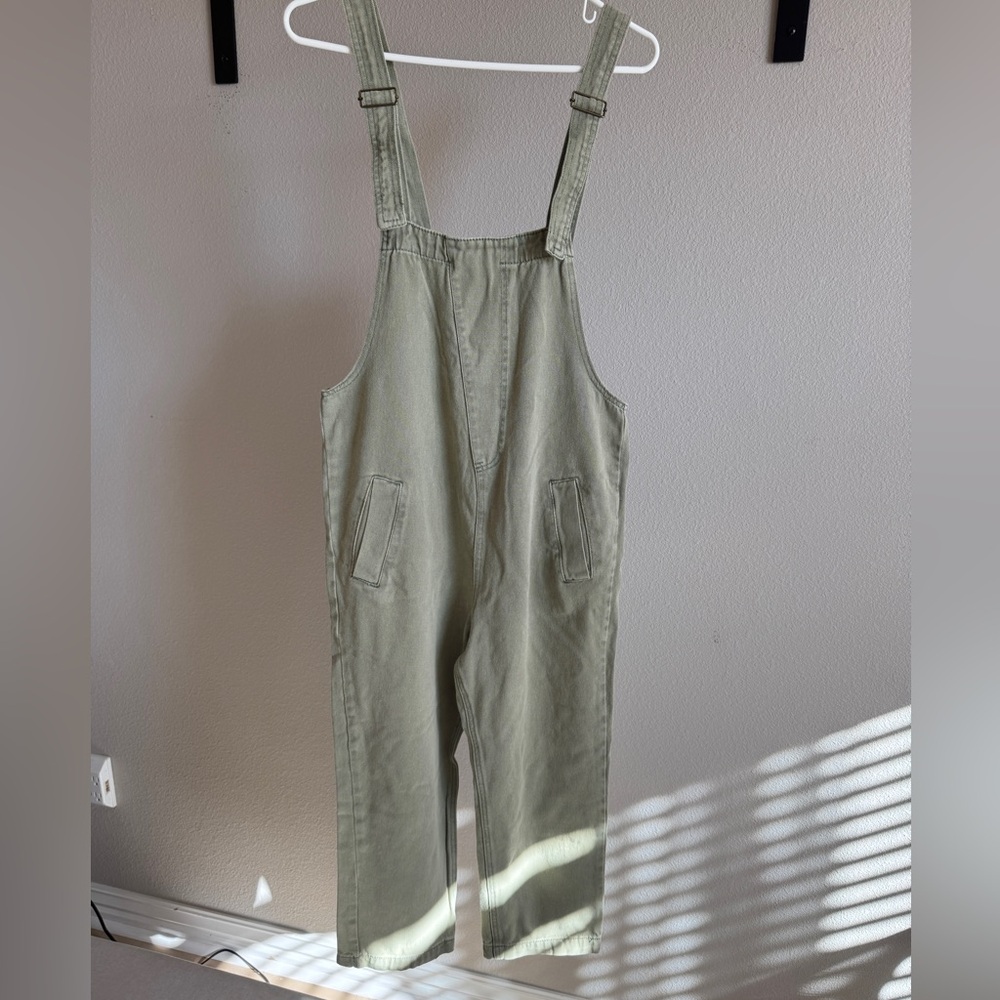 Green dropseat overalls size small